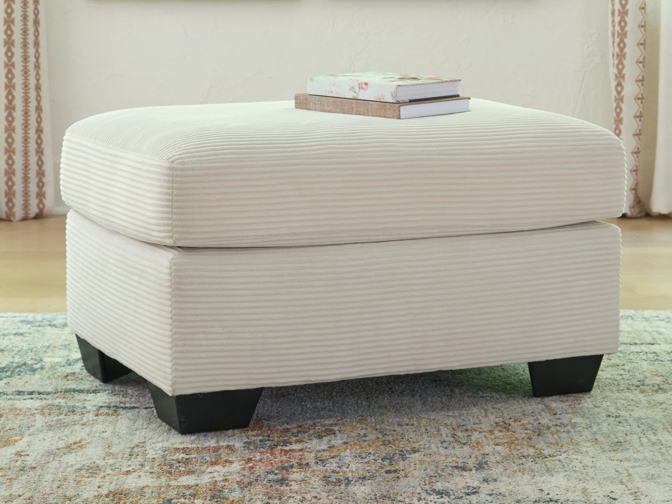 Amesley Ottoman