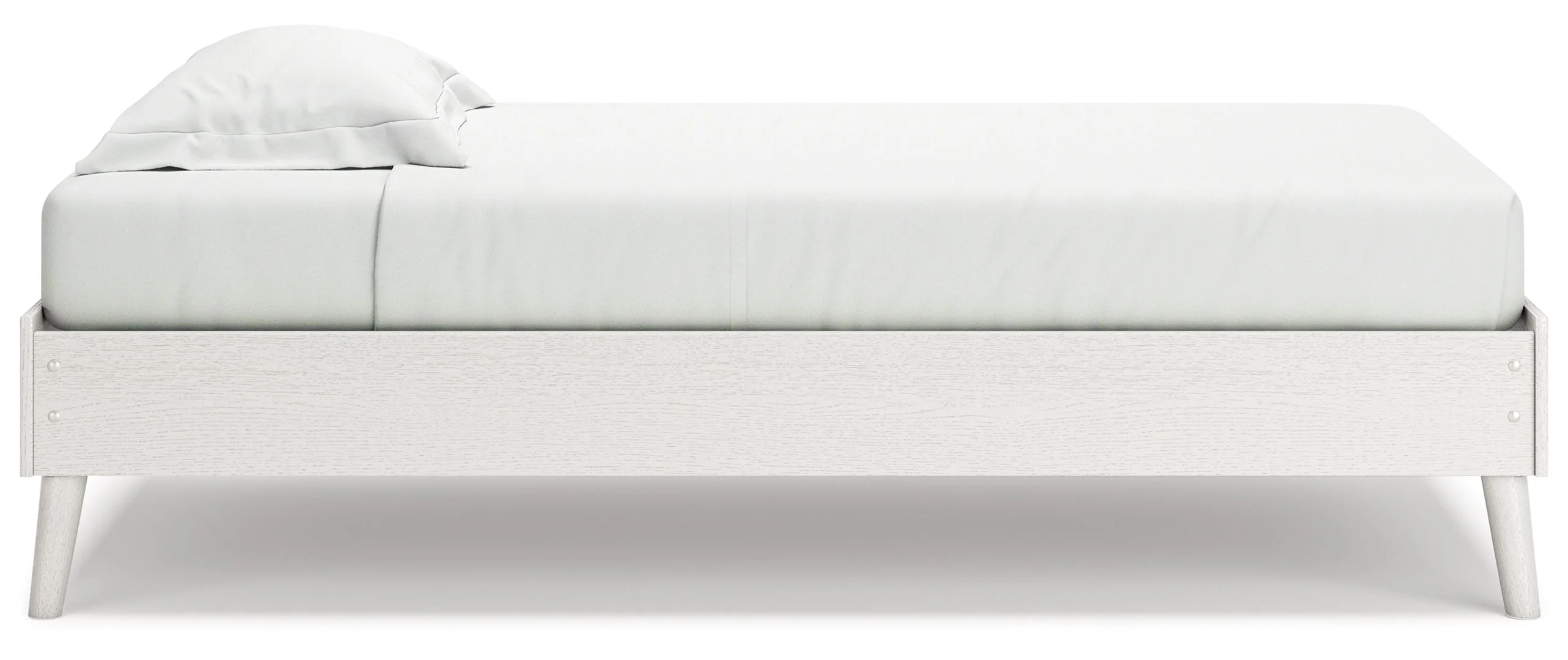 Aprilyn Canopy Bedroom Set