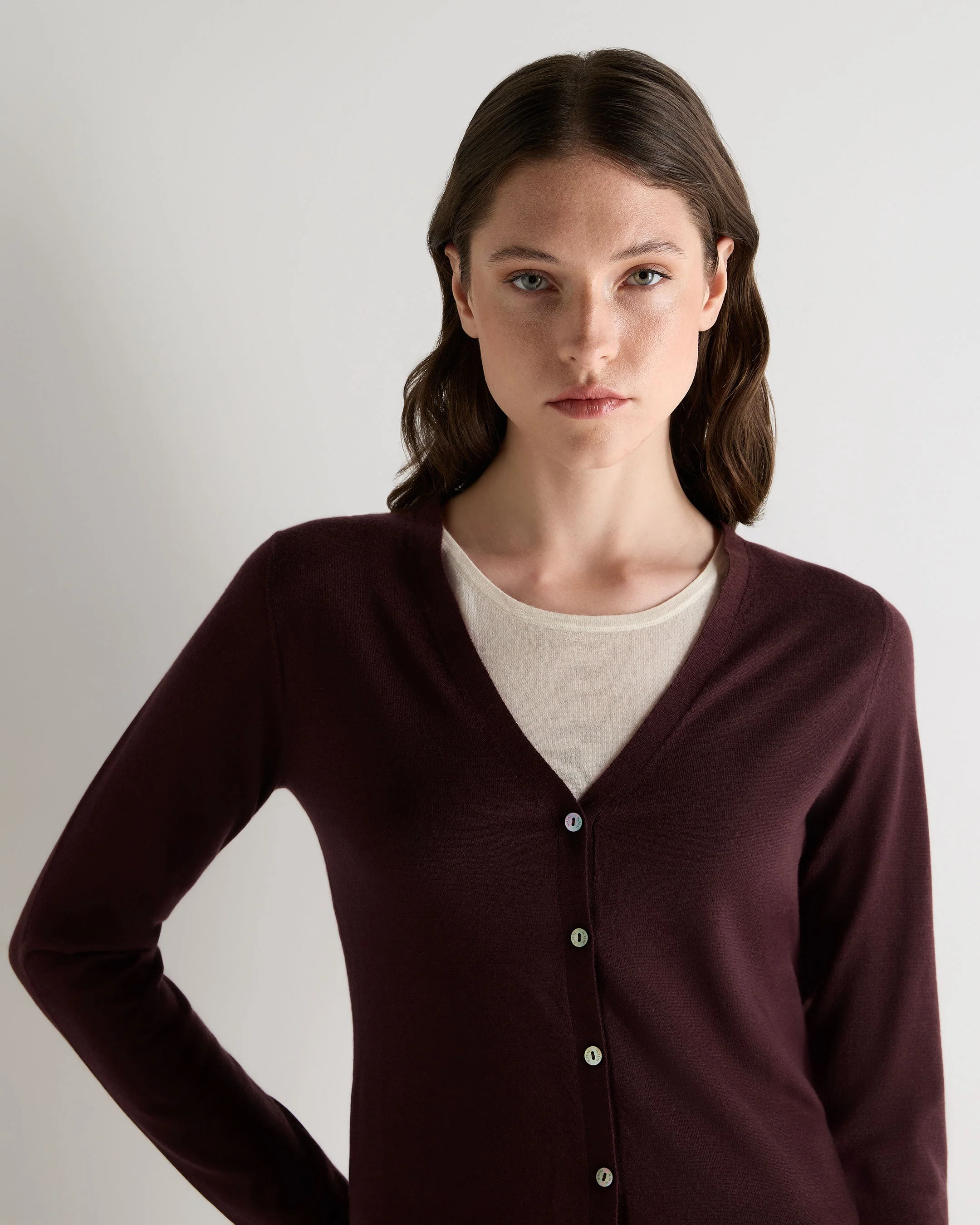 Women's Mia Superfine Cashmere V Neck Cardigan Claret Red