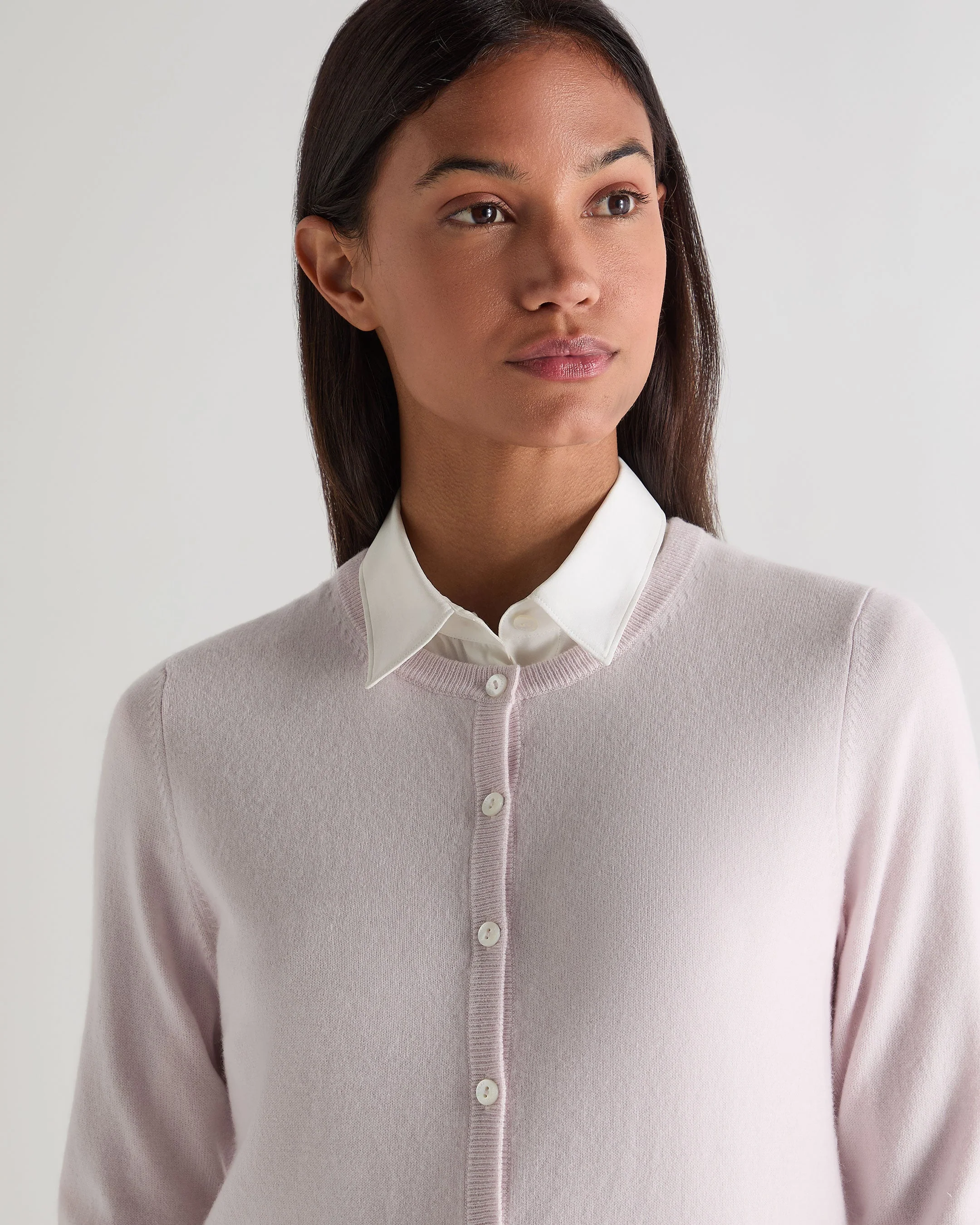 Women's Olivia Round Neck Cashmere Cardigan Chalk Pink