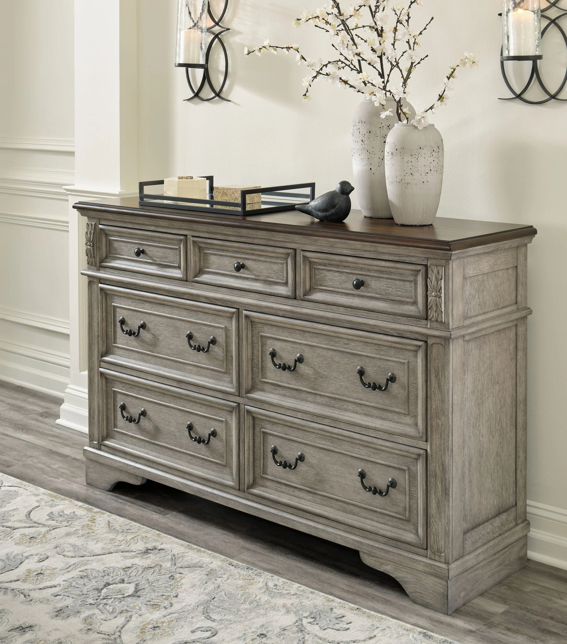 Lodenbay - Dresser - Antique Gray