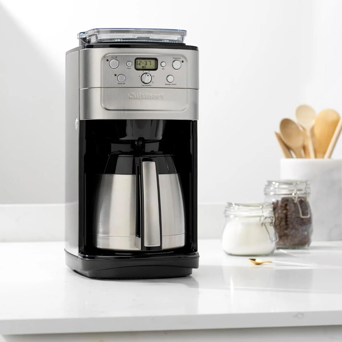 Cuisinart pro 220 volts Bean to cup coffee maker with insulated carafe jug built in burr grinder 220v 240 volt 50 hz