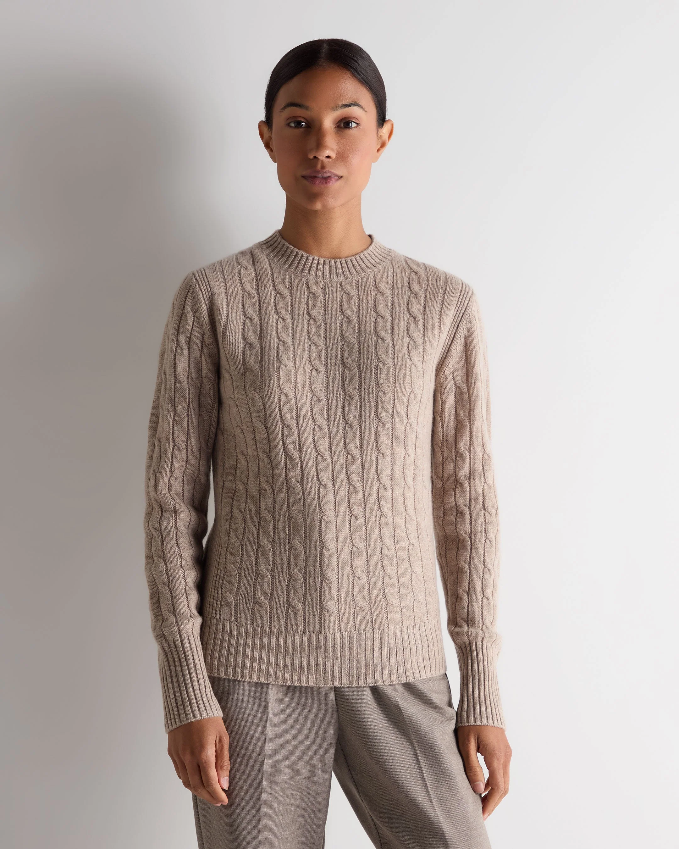 Women's Adelyn Cable Round Neck Cashmere Sweater Oatmeal Brown