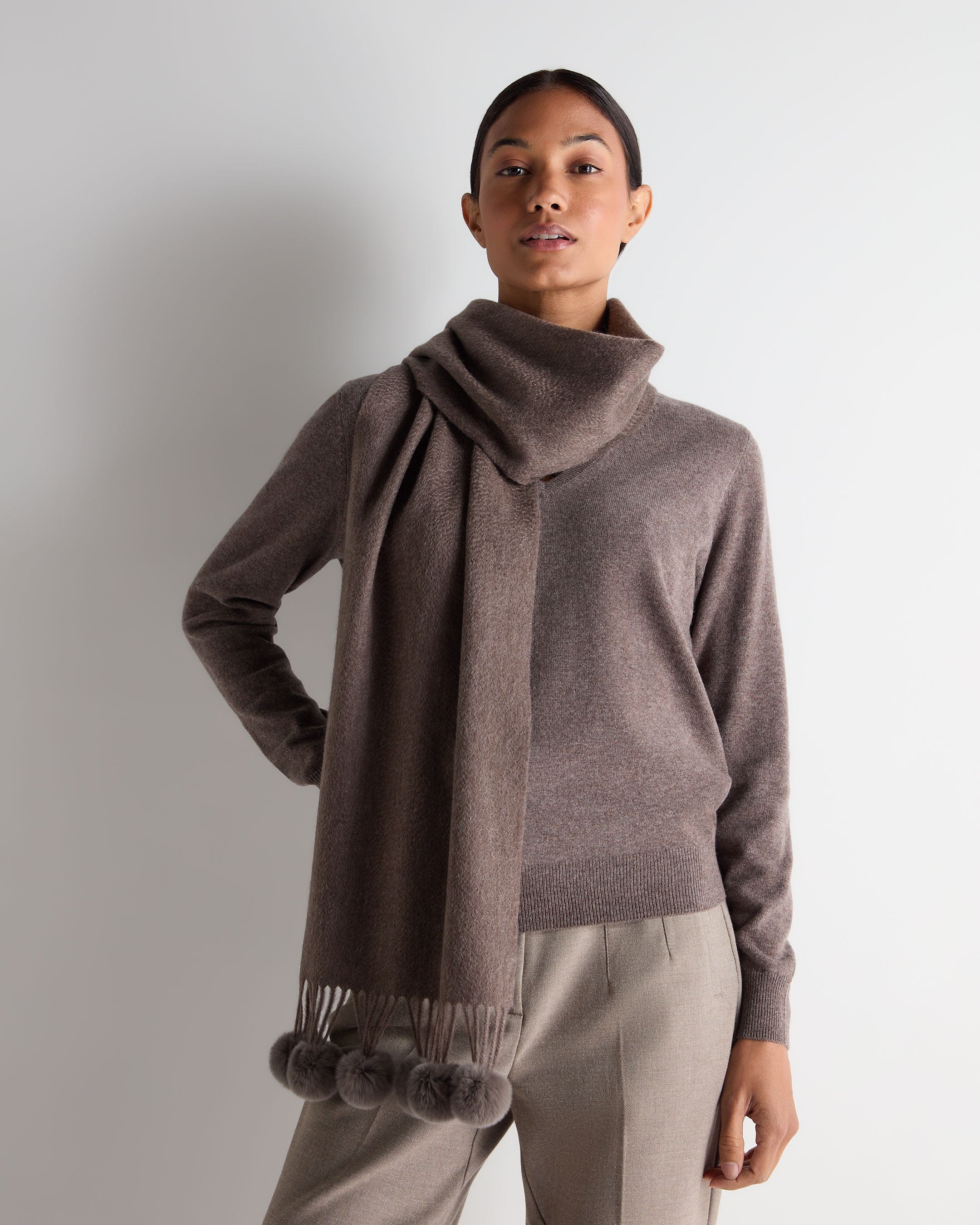 Women's Davos Fur Bobble Cashmere Scarf Otter Brown