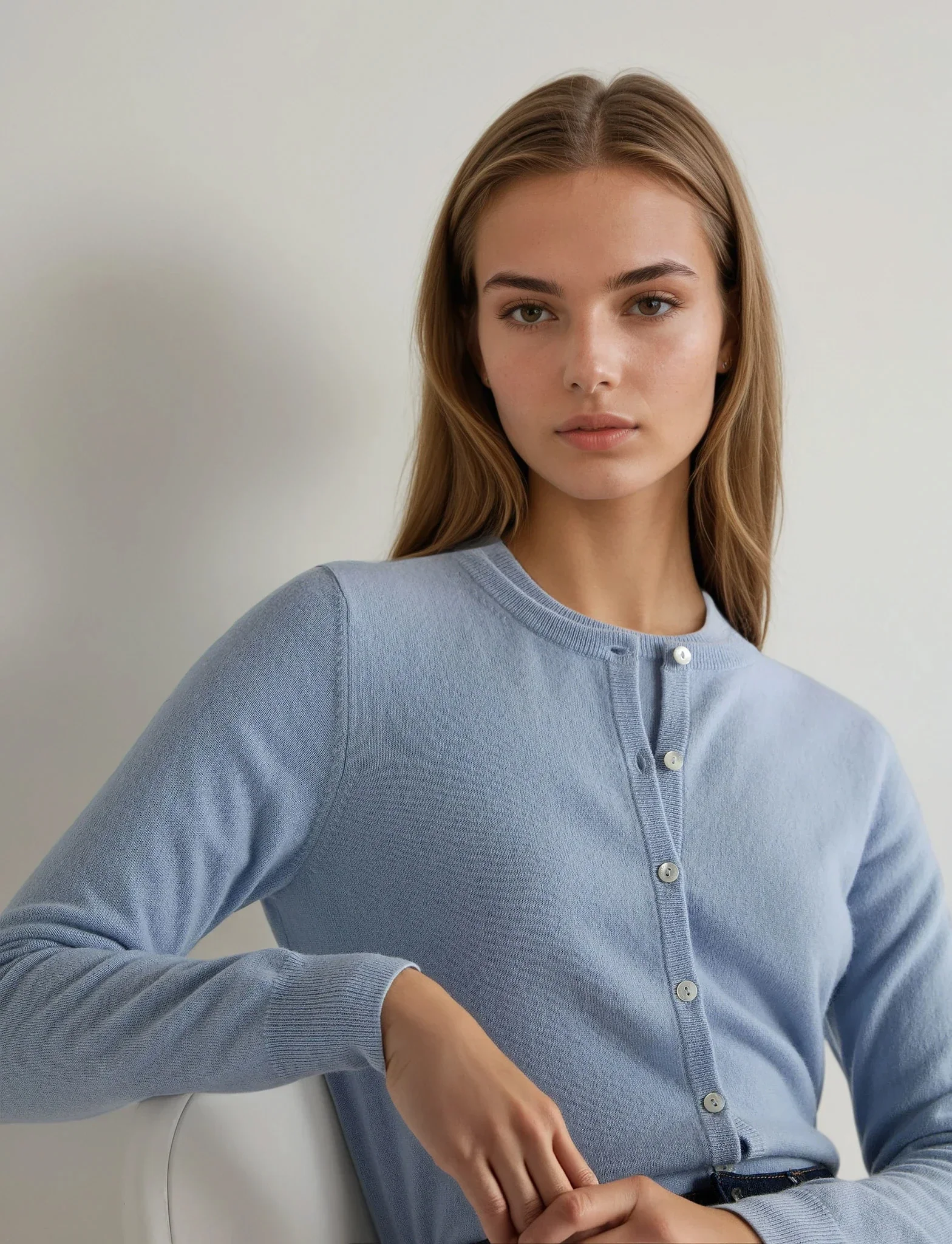 Women's Olivia Round Neck Cashmere Cardigan Sea Mist Blue