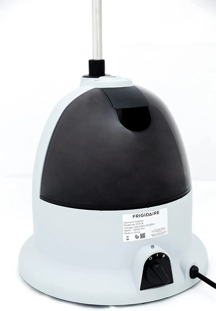 Frigidaire 220 volts Garment Steamer steam iron 220vfd-1176