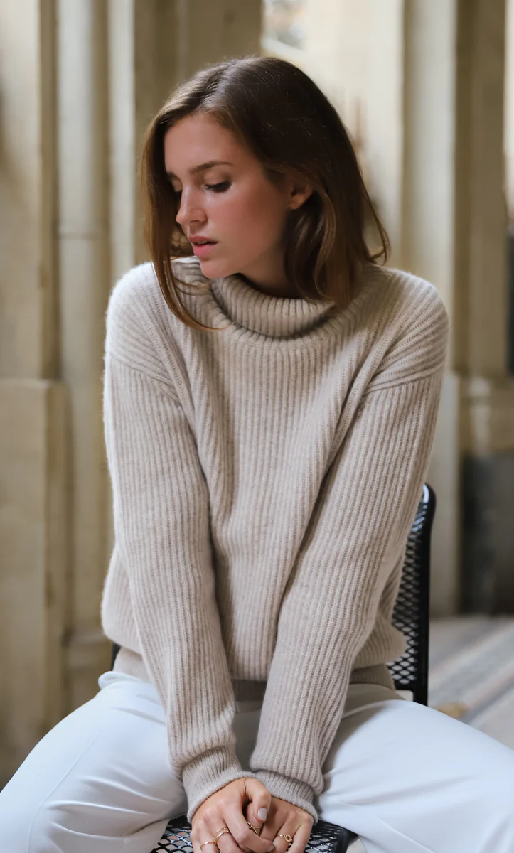 Tessa Cashmere Turtleneck Sweater
