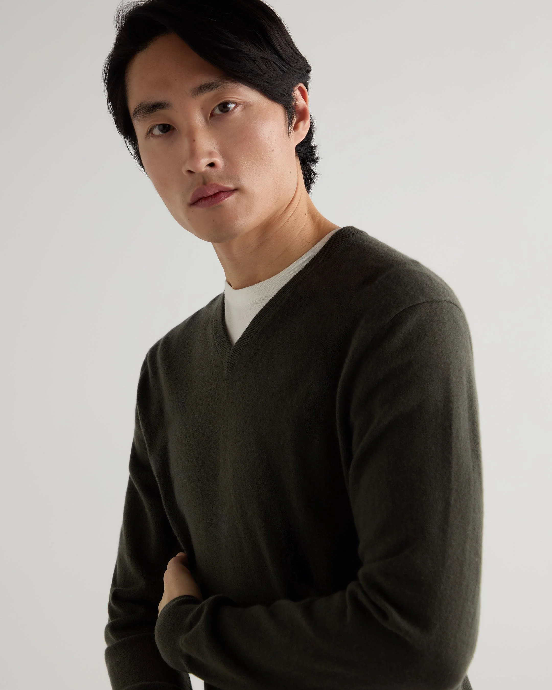 Men's Burlington V Neck Cashmere Sweater Arabica Khaki Green