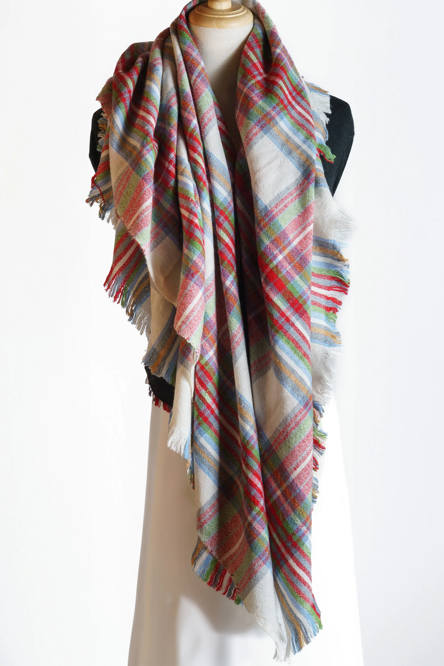 Cashmere Shawl in Classic Plaid Design