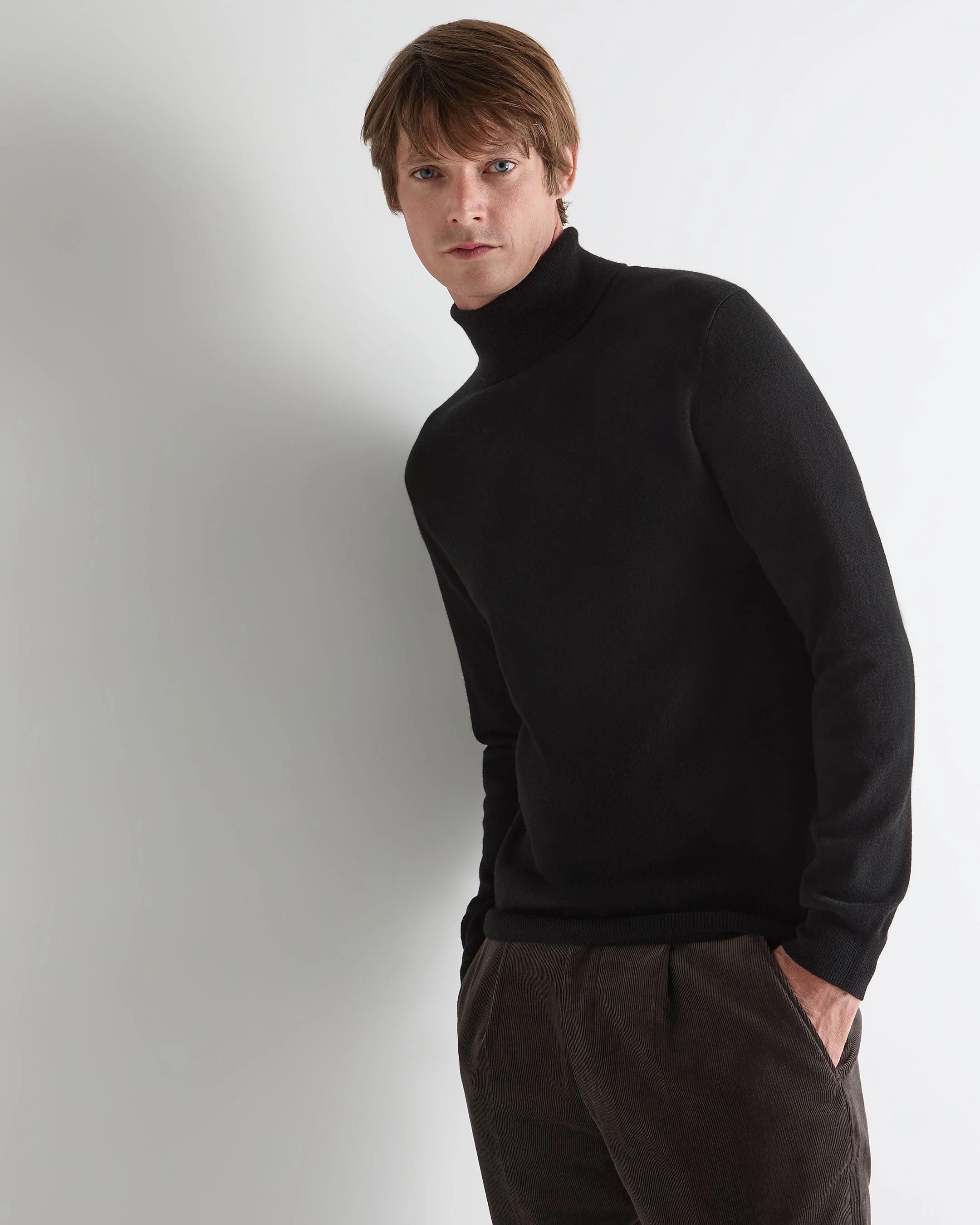 Men's Trafalgar Turtle Neck Cashmere Sweater Black