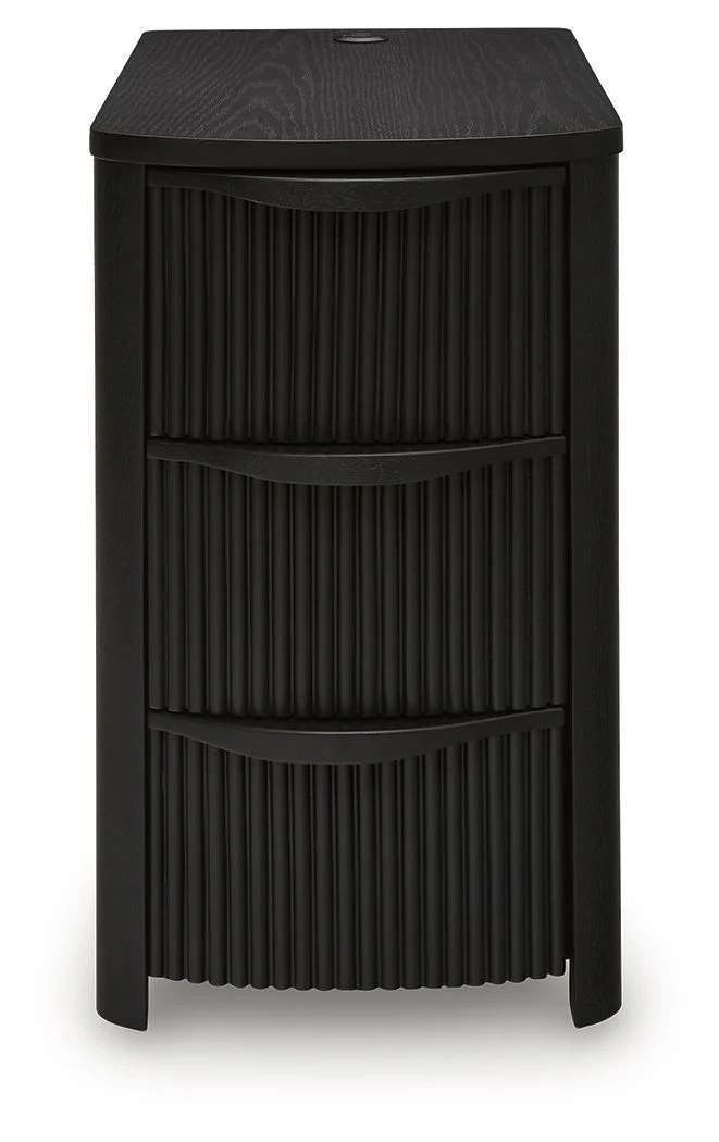 Camdill - Chair Side End Table