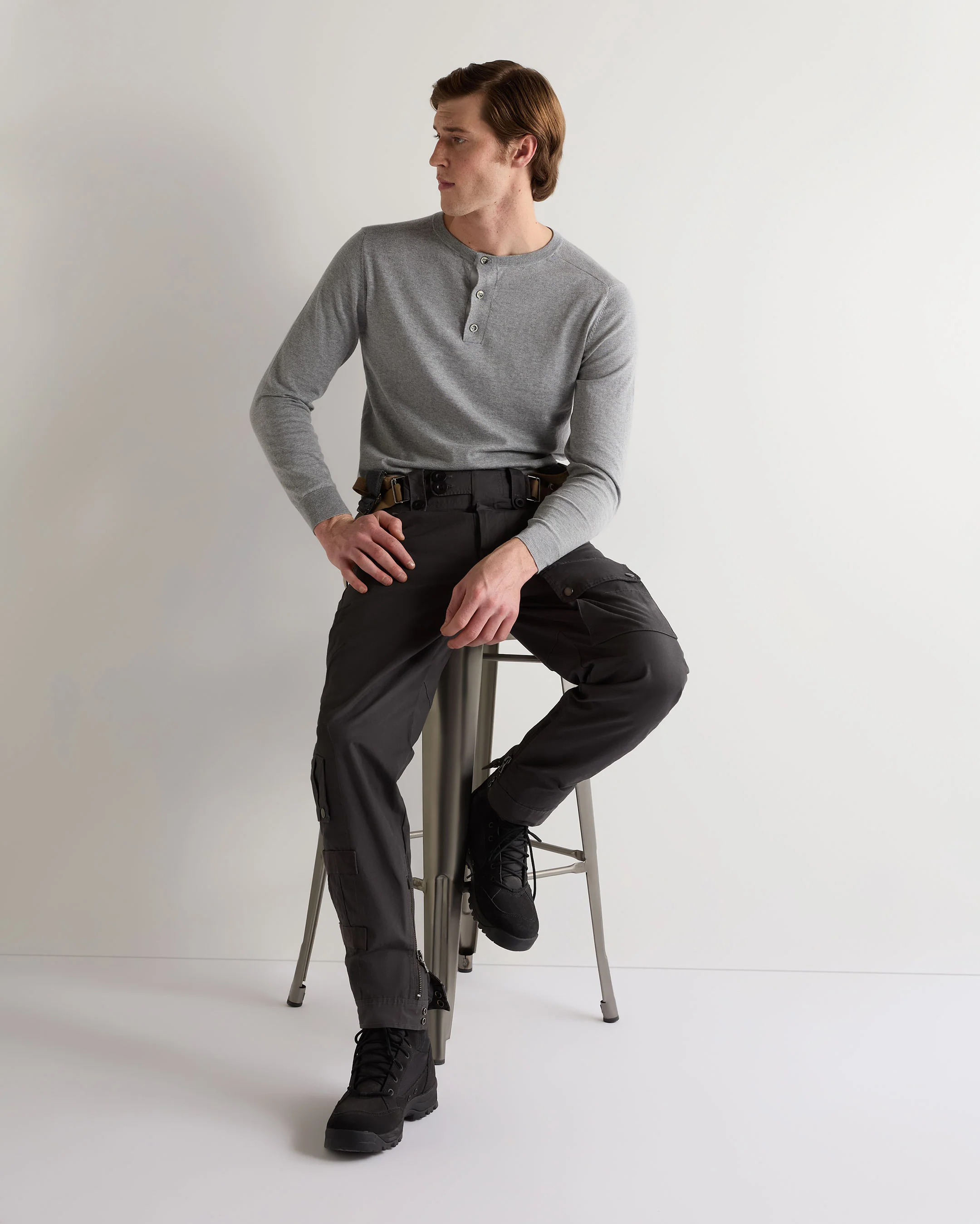 007 Round Neck Cotton Cashmere Henley Light Grey