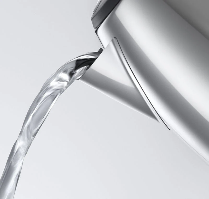 Breville Polished Stainless Steel Jug Kettle 220 240 volts (VKJ385-00)