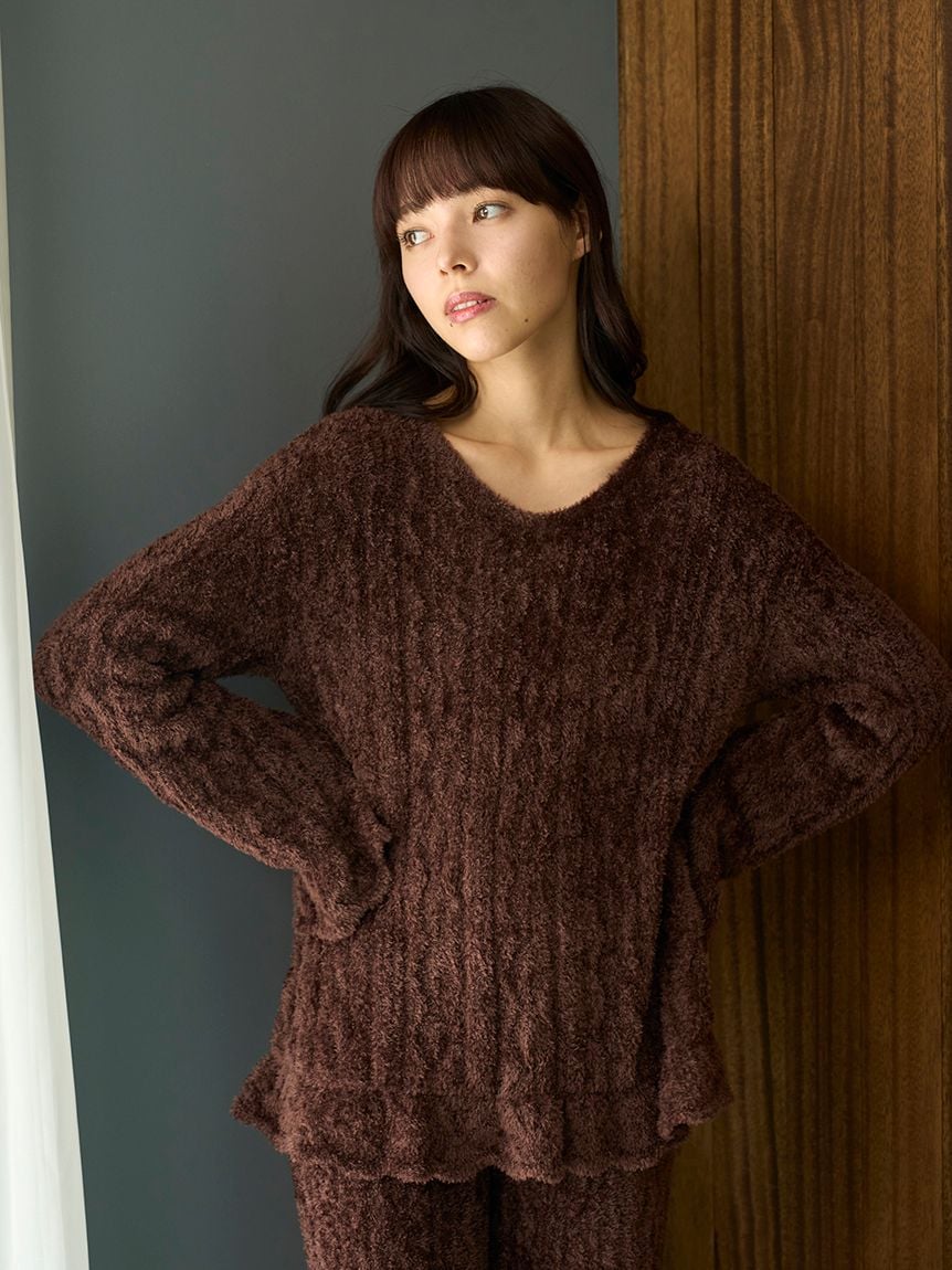Feather Patterned Pullover