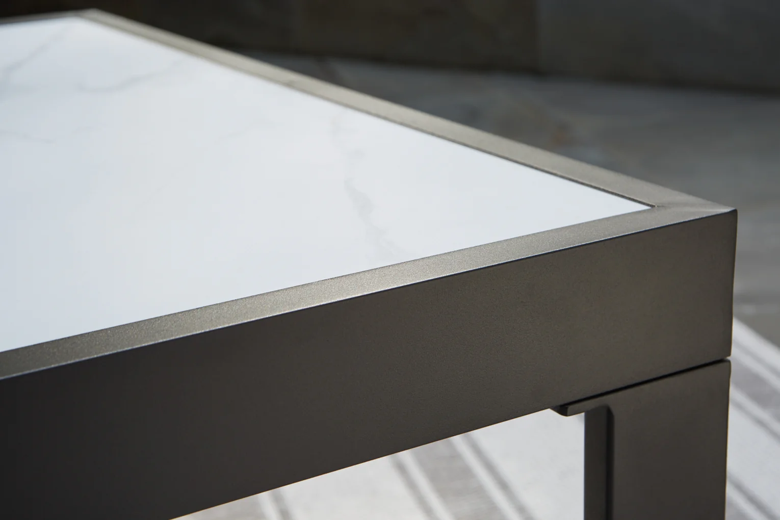 Beachloft Ottoman with Cushion