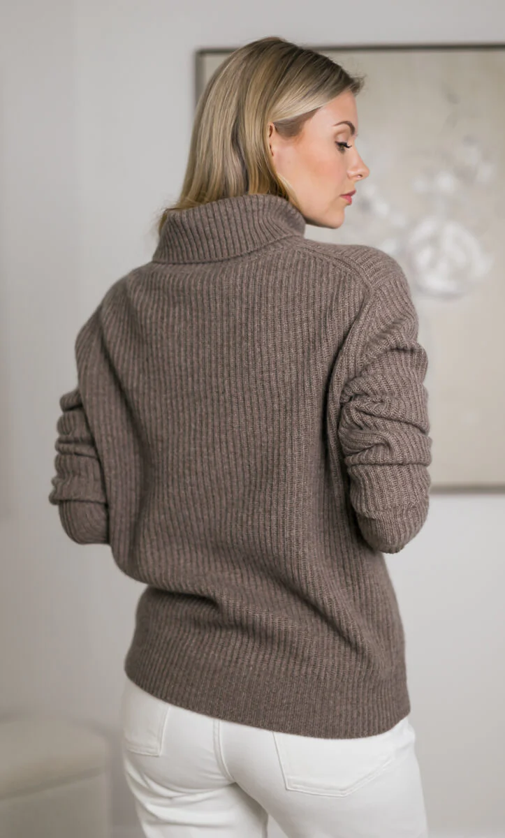 Tessa Cashmere Turtleneck Sweater