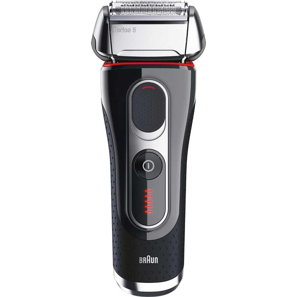 Braun Series 5 5090cc Electric Shaver w/Cleaning Center for 110 to 240 volts