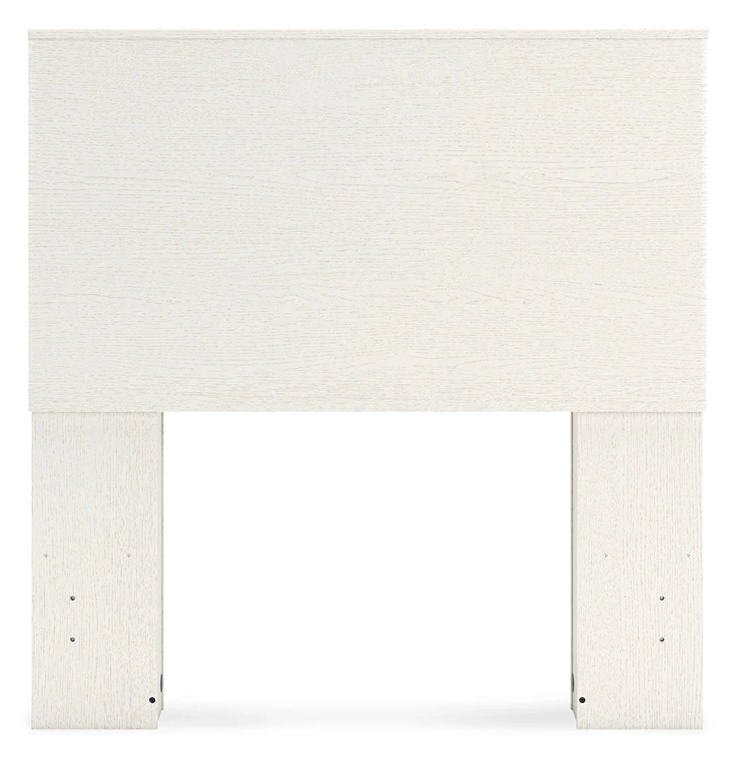 Aprilyn Canopy Bedroom Set