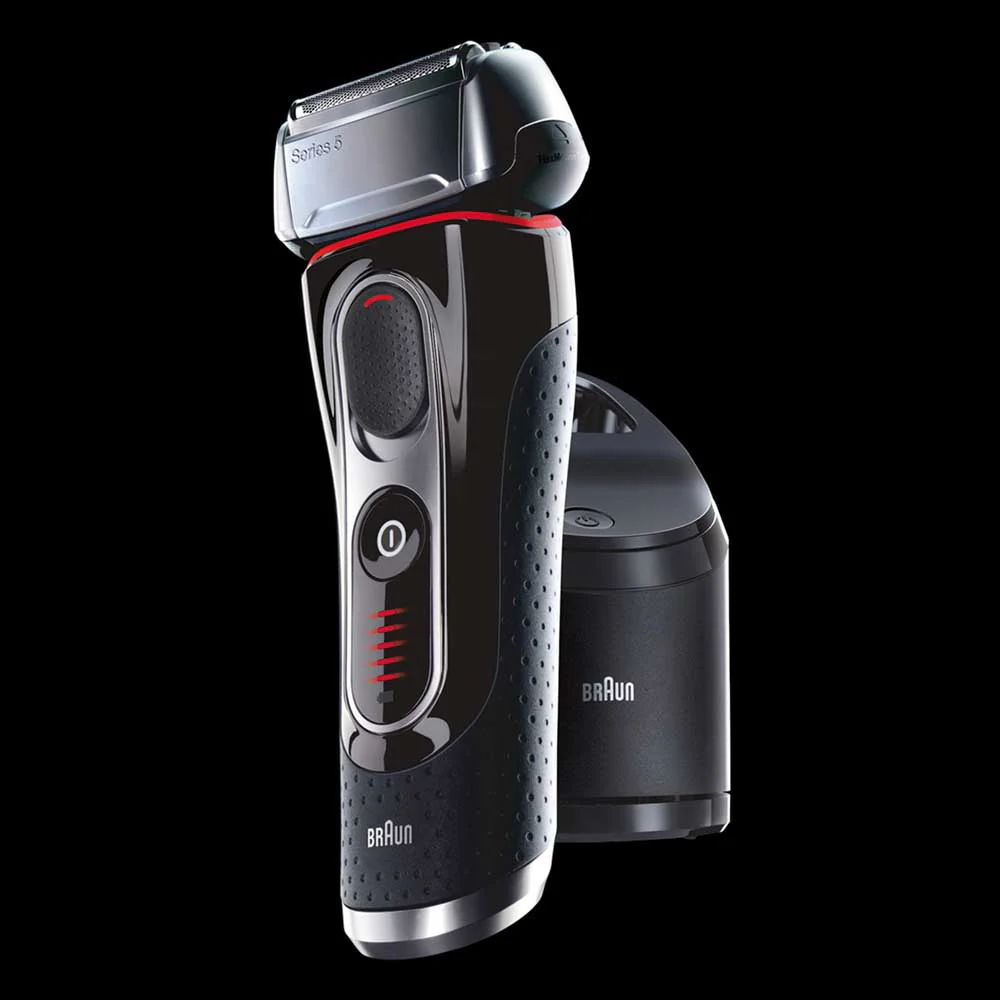Braun Series 5 5090cc Electric Shaver w/Cleaning Center for 110 to 240 volts