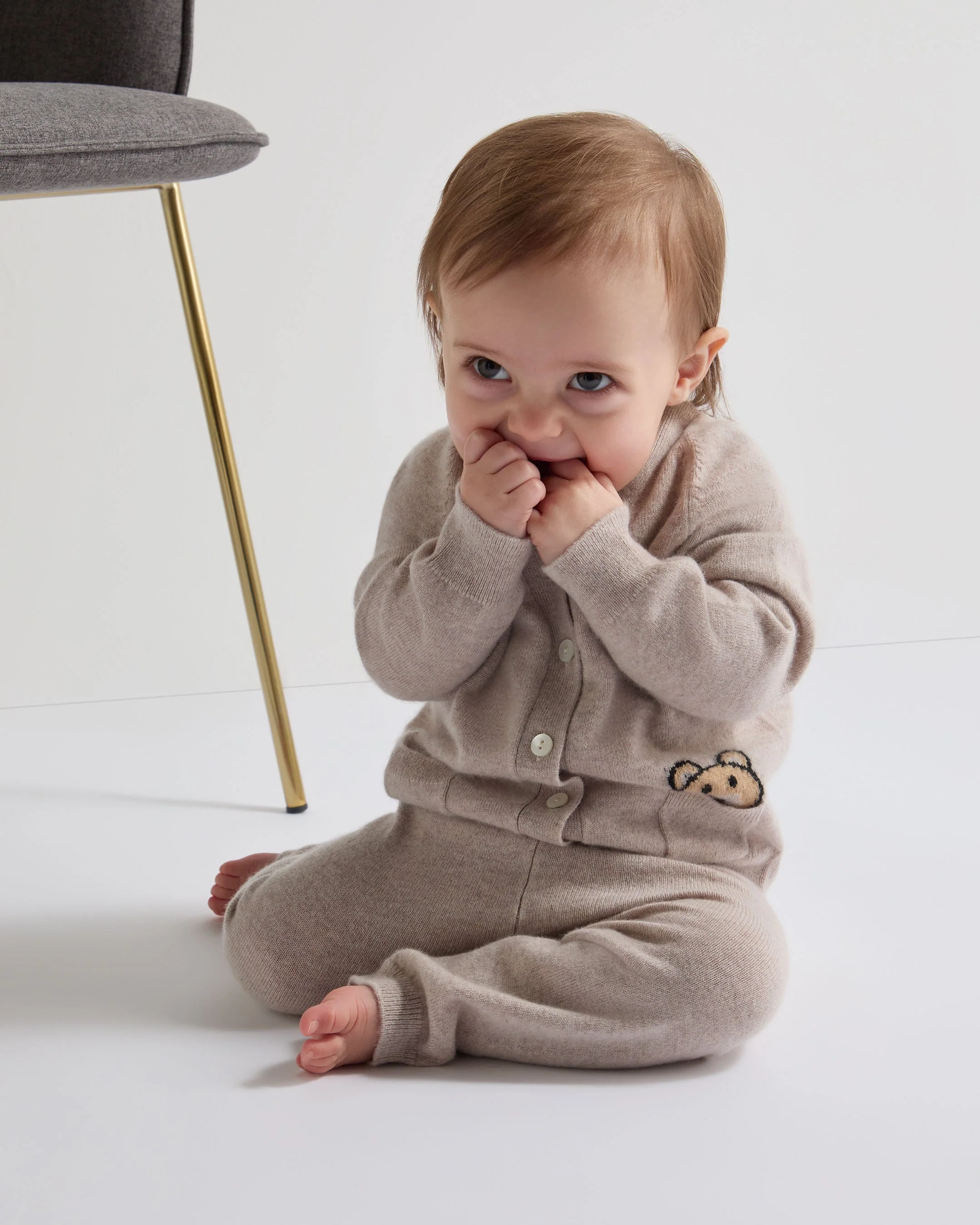 Bear Pocket Cashmere Cardigan Light Oatmeal Brown