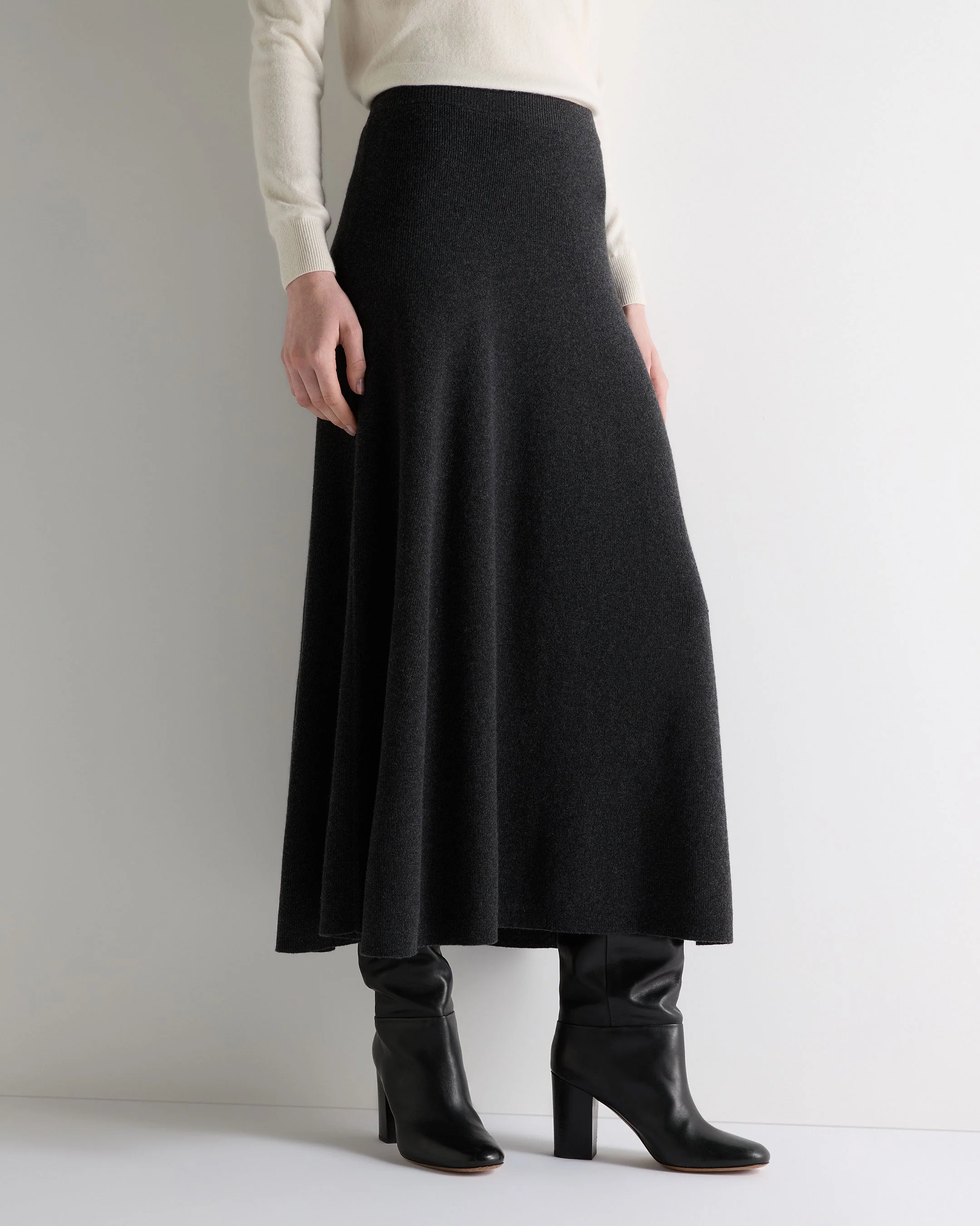 Women's Long Rib Cashmere Skirt Deep Charcoal Grey