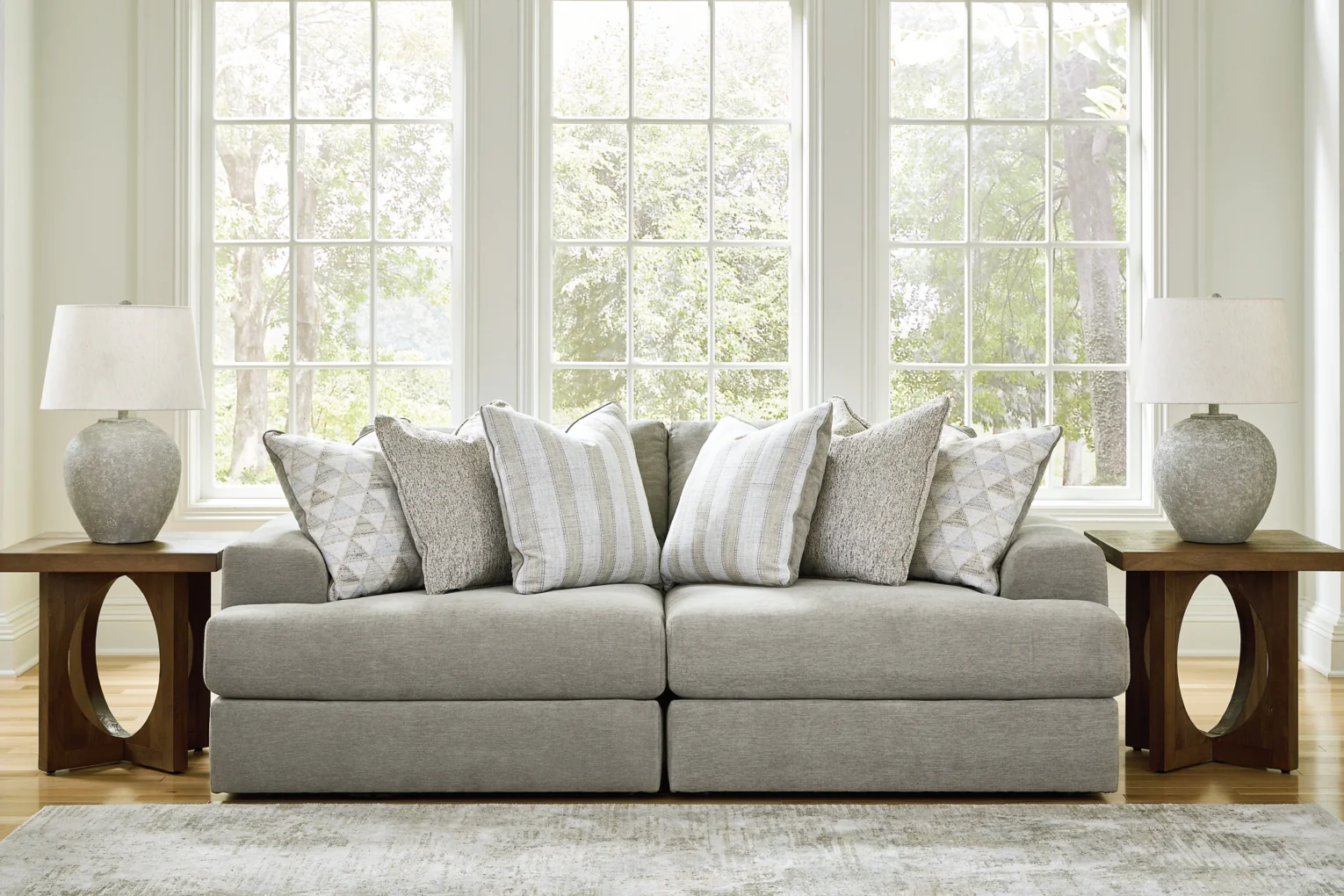 Avaliyah Sectional Set