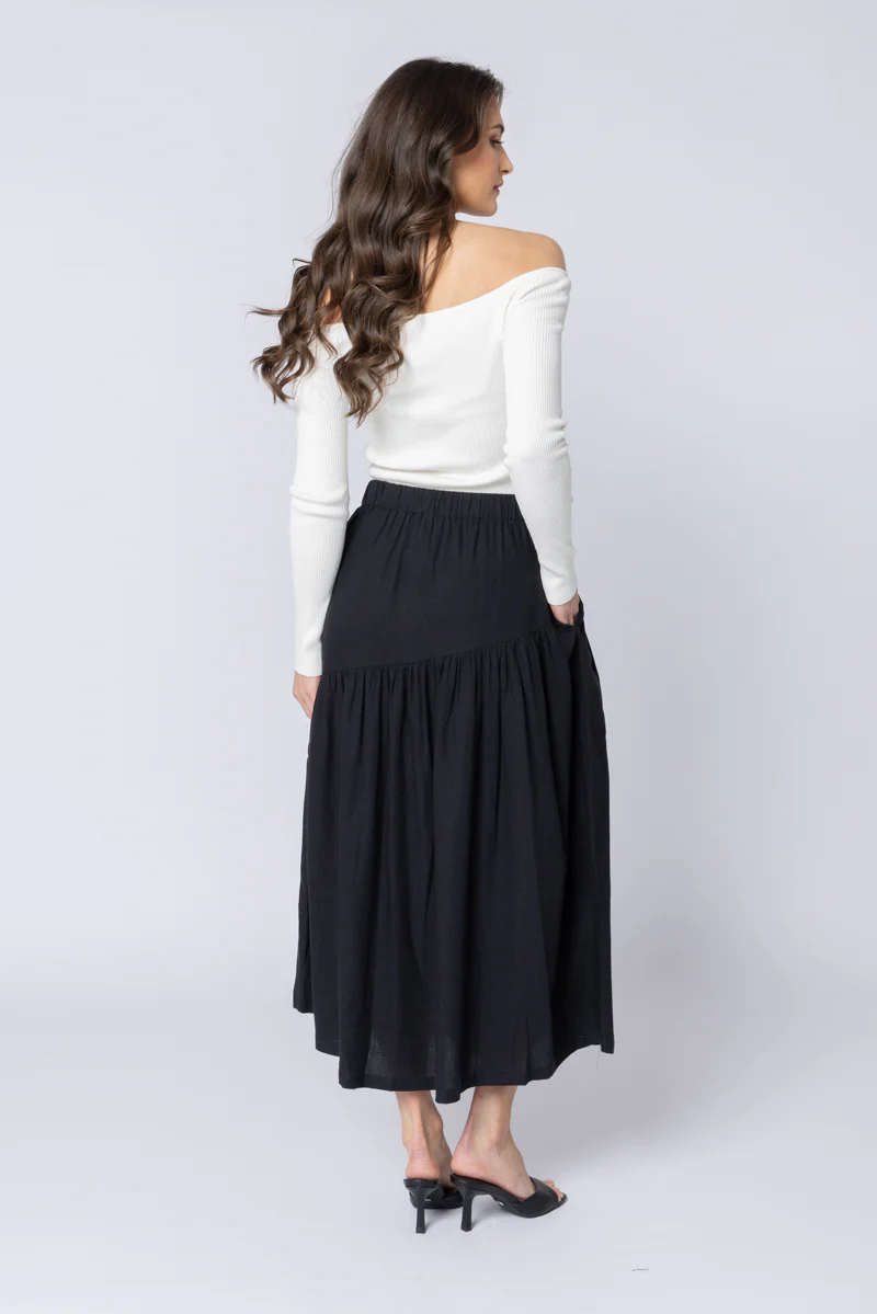 Devine Maxi Skirt - Black (SL3558-5