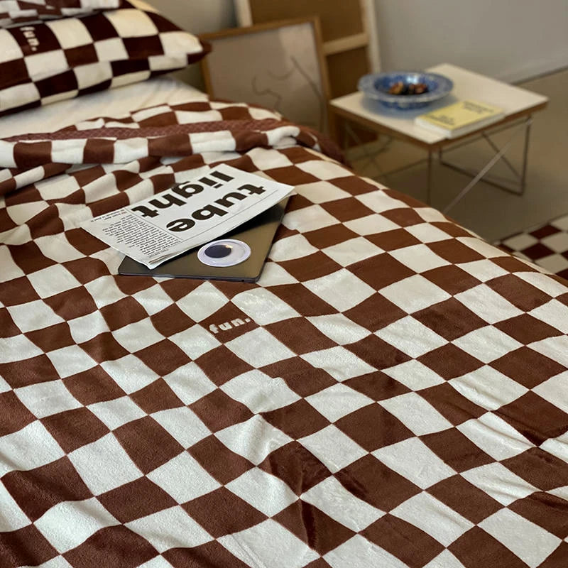 Manta de Ajedrez de Doble Cara en Terciopelo de Leche
