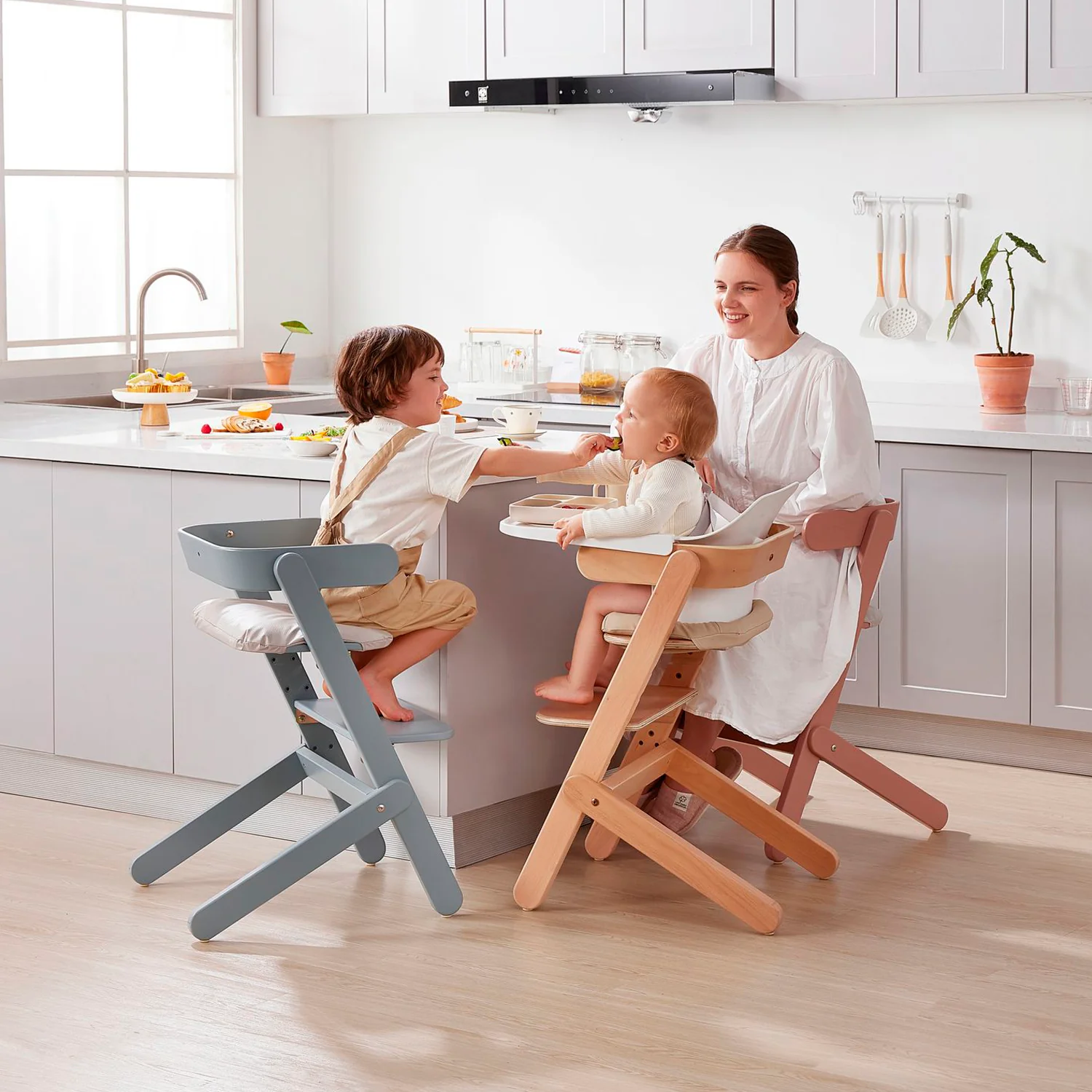 2025 Silla de Comer Infantil Aurora Celeste