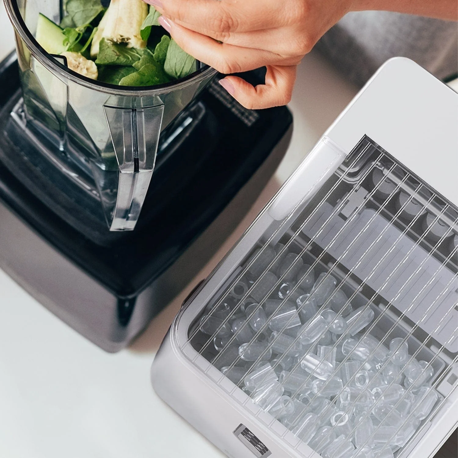 Máquina de Hielo de Mostrador - 2L Autolimpiante - Producción Diaria de 15 kg - Blanco