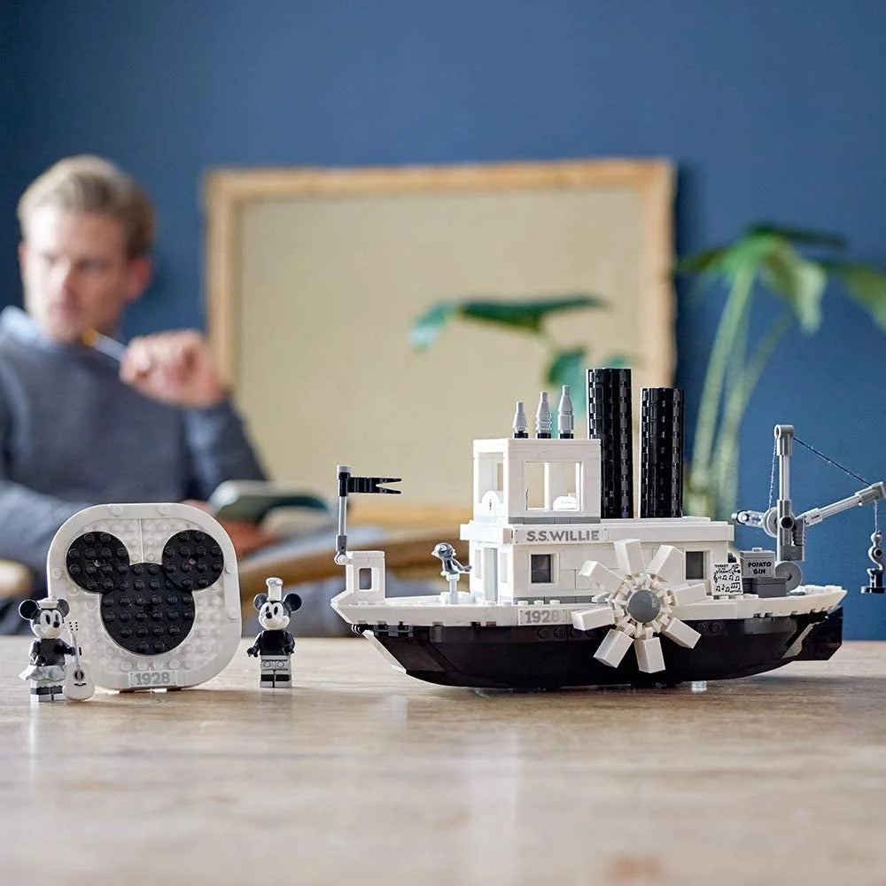 LEGO Ideas 21317 Disney Steamboat Willie – Set de Construcción (751 Piezas)