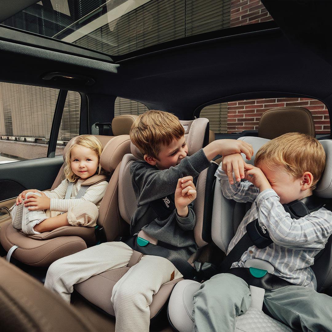 Silla de coche Britax Römer Kidfix i-Size Pro - Azul noche - Estilo