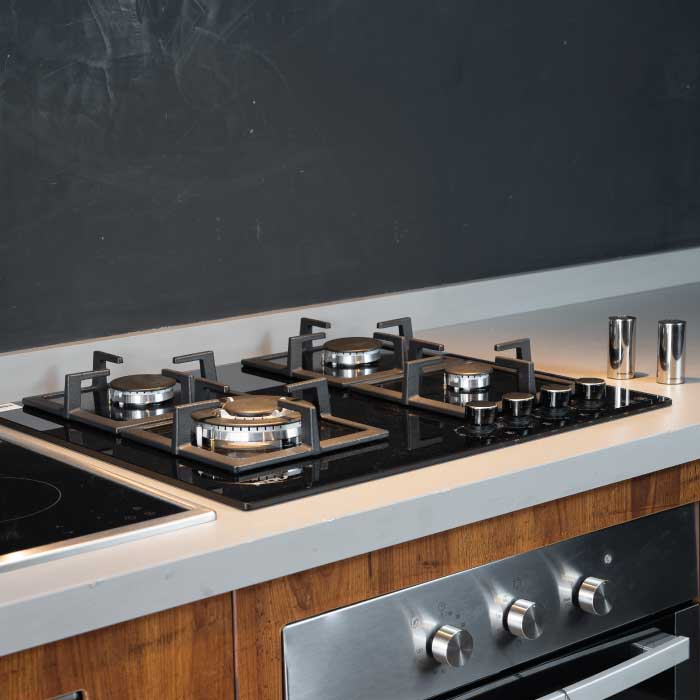 2025 Encimera a Balón de Gas 4 Quemadores 60cm Black FDV