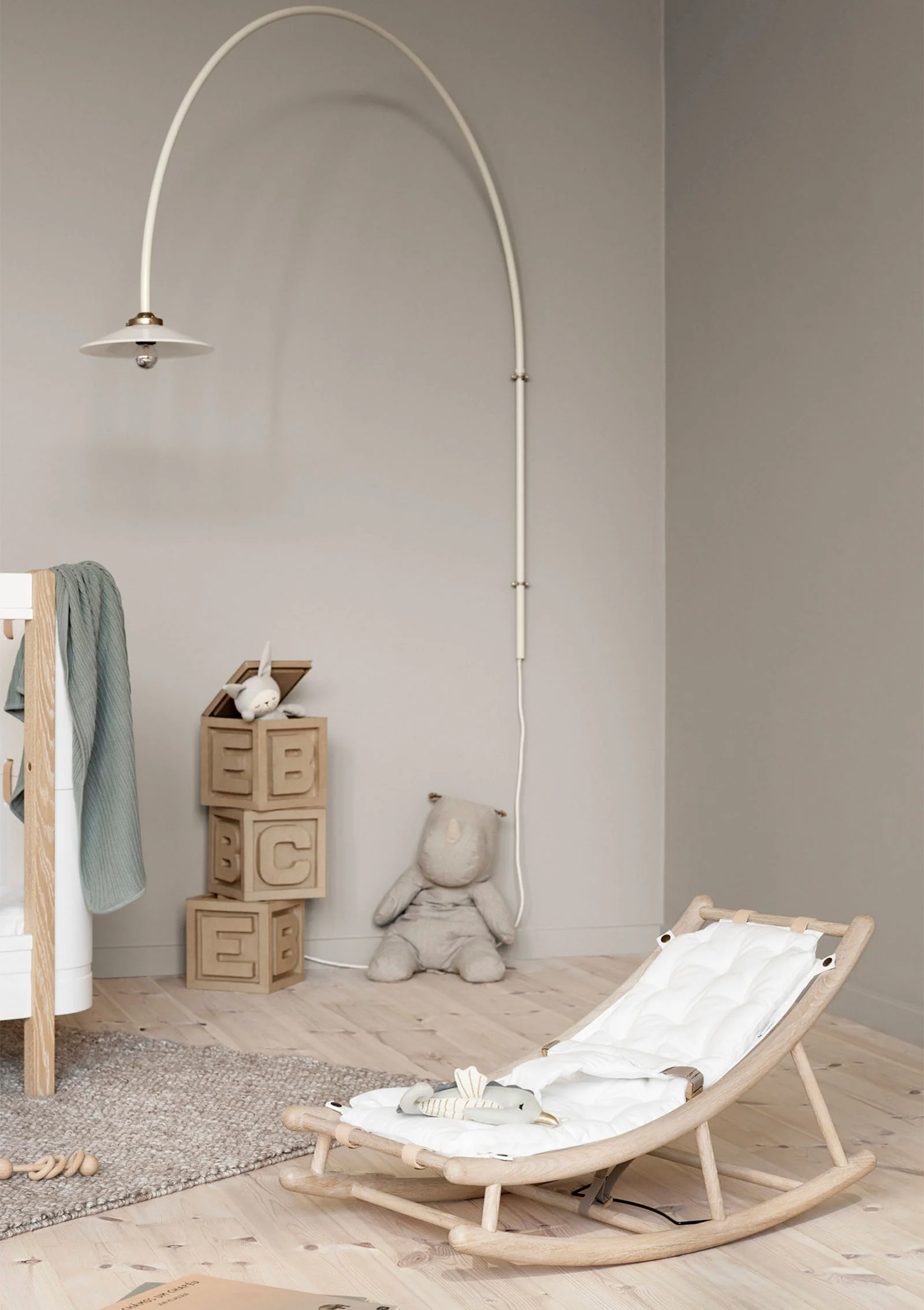 2025 Hamaca para bebé y niño pequeño 'Wood' roble / blanco