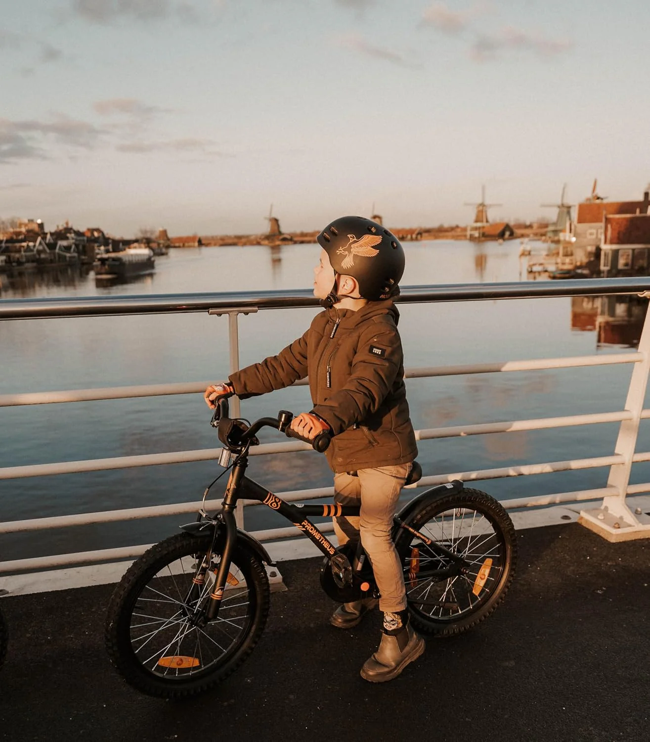 2025 Bicicleta Infantil de 18 Pulgadas. Negro Mate y Naranja. desde 5 Años