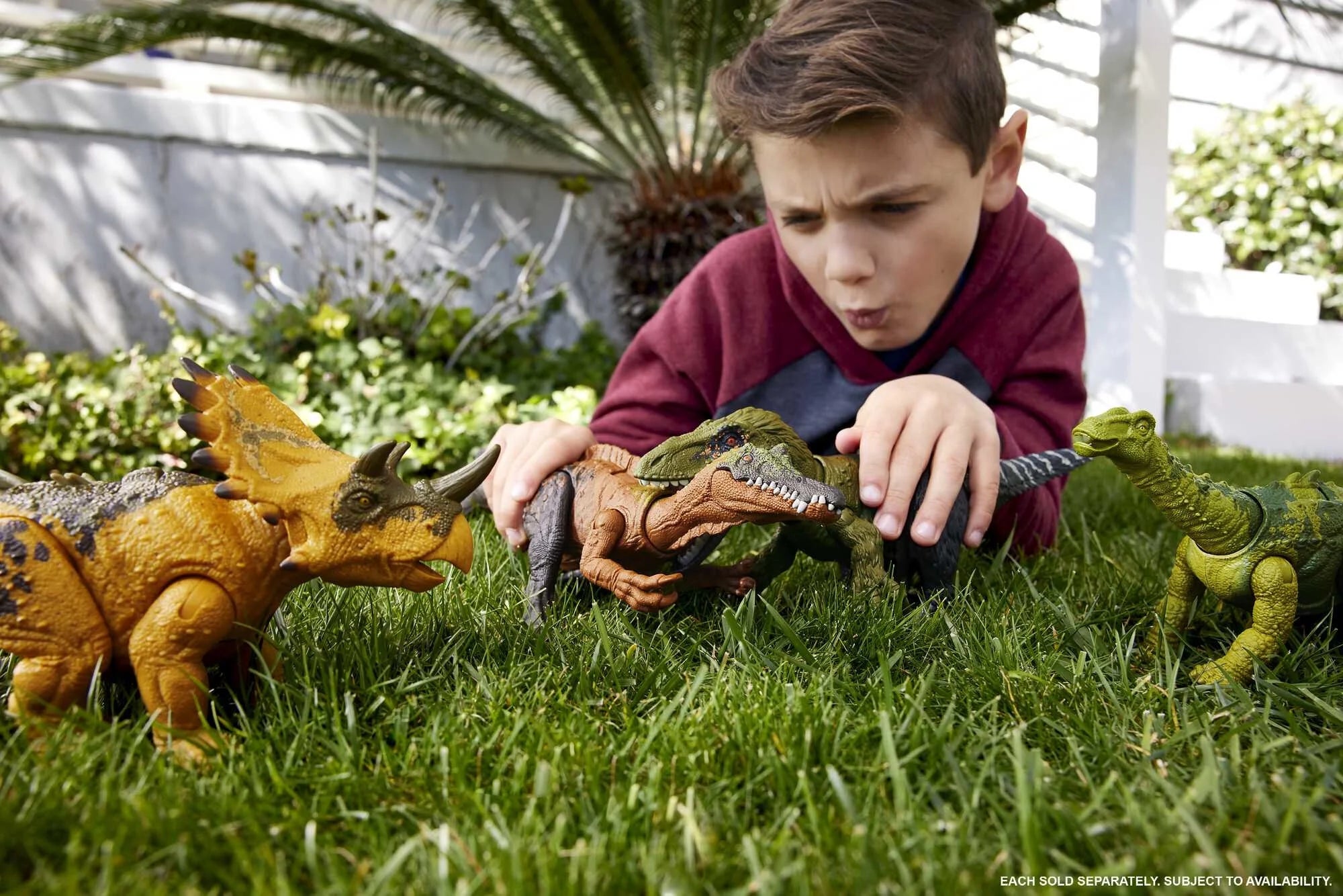 Figura de Dinosaurio Orkoraptor Jurassic World Wild Roar con Sonidos