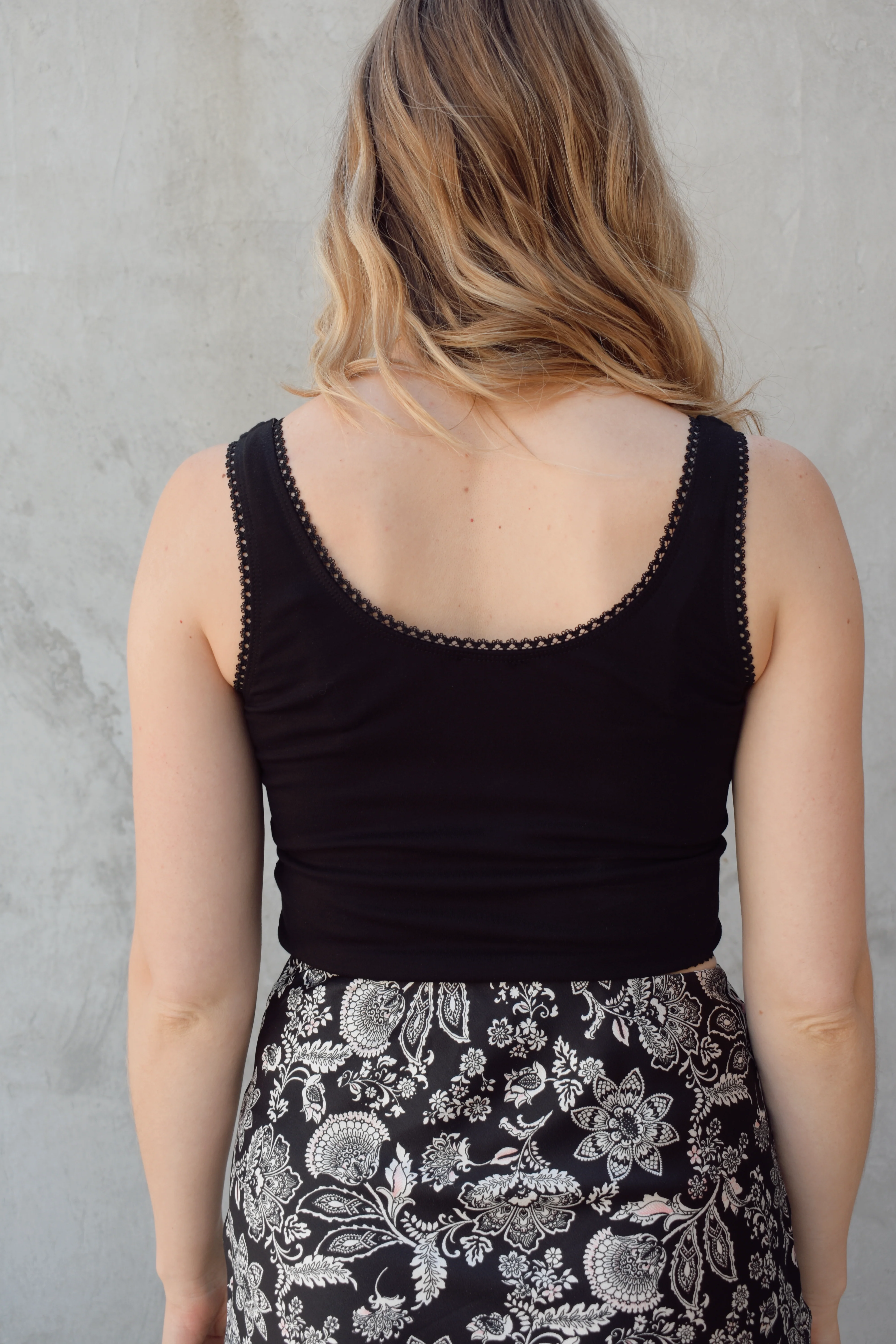 poppy cropped tank