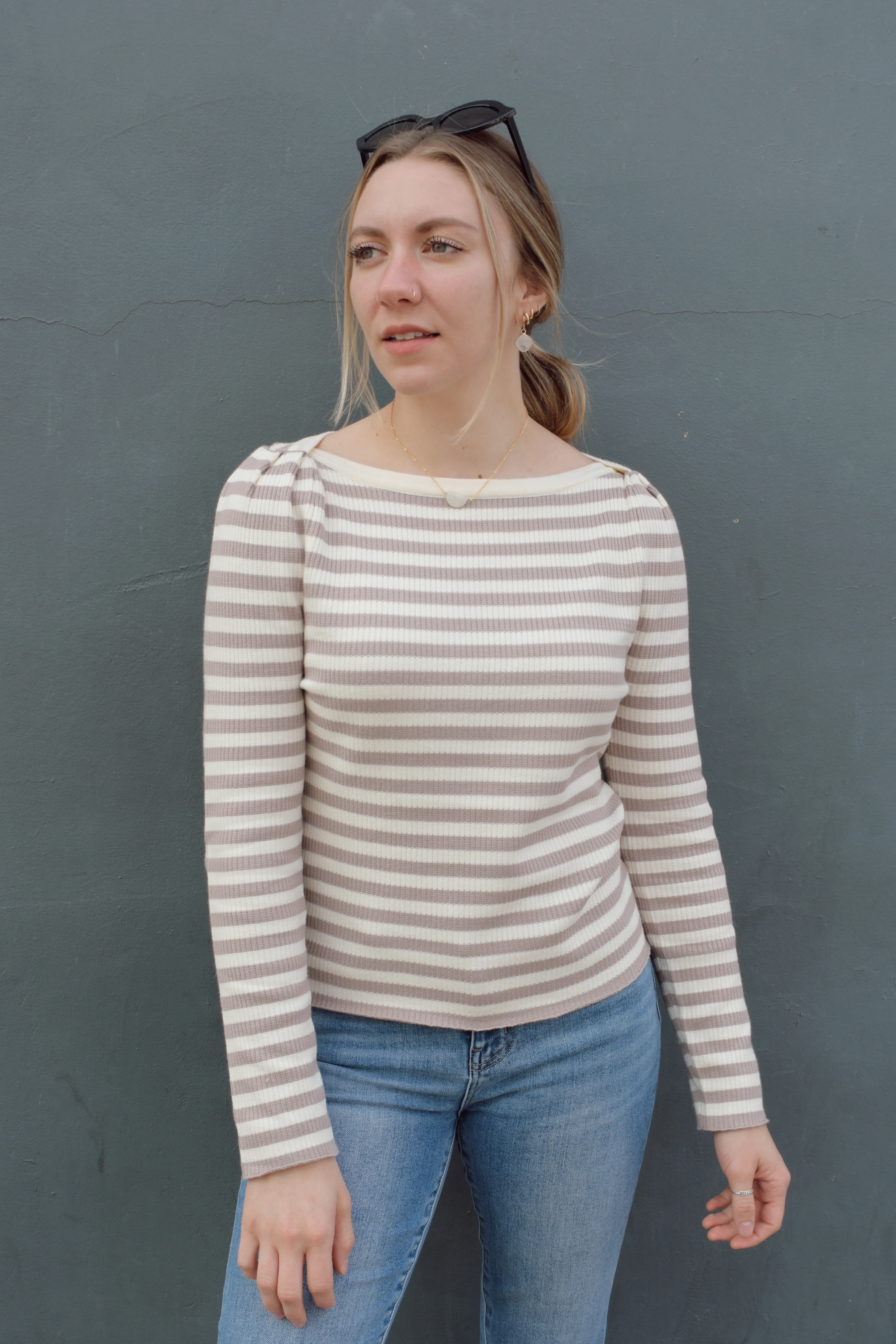 femme striped sweater