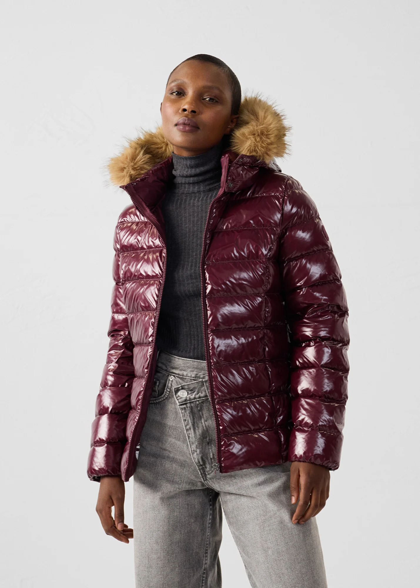 Doudoune à capuche Grand Froid Cerise noire Luxe laquée